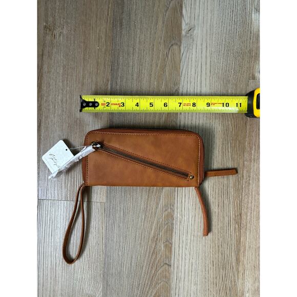 Free People Distressed Vegan‎ Wallet in Brown NWT - Picture 8 of 8